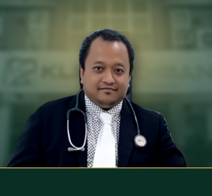 Dr. Mohd Ikhsan bin Ahmad, doctor at Klinik Ikhsan Chendor